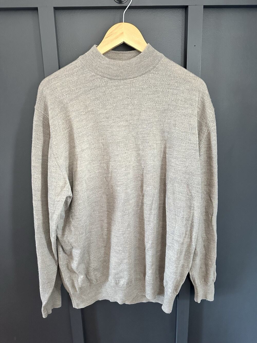 Linea Uomo Mens Sweater Size Extra Large Italian Pure New Wool Tan Long Sleeves